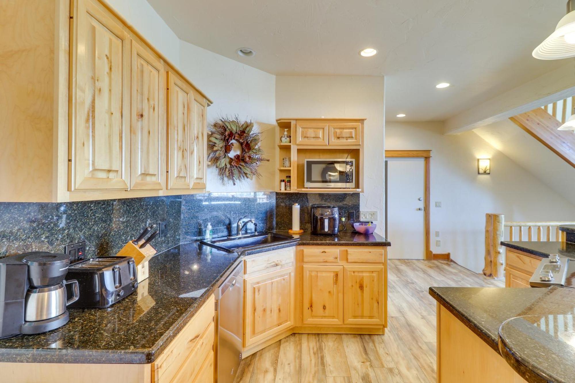 Spacious Whitefish Home With Sauna And Ski Resort View Екстериор снимка