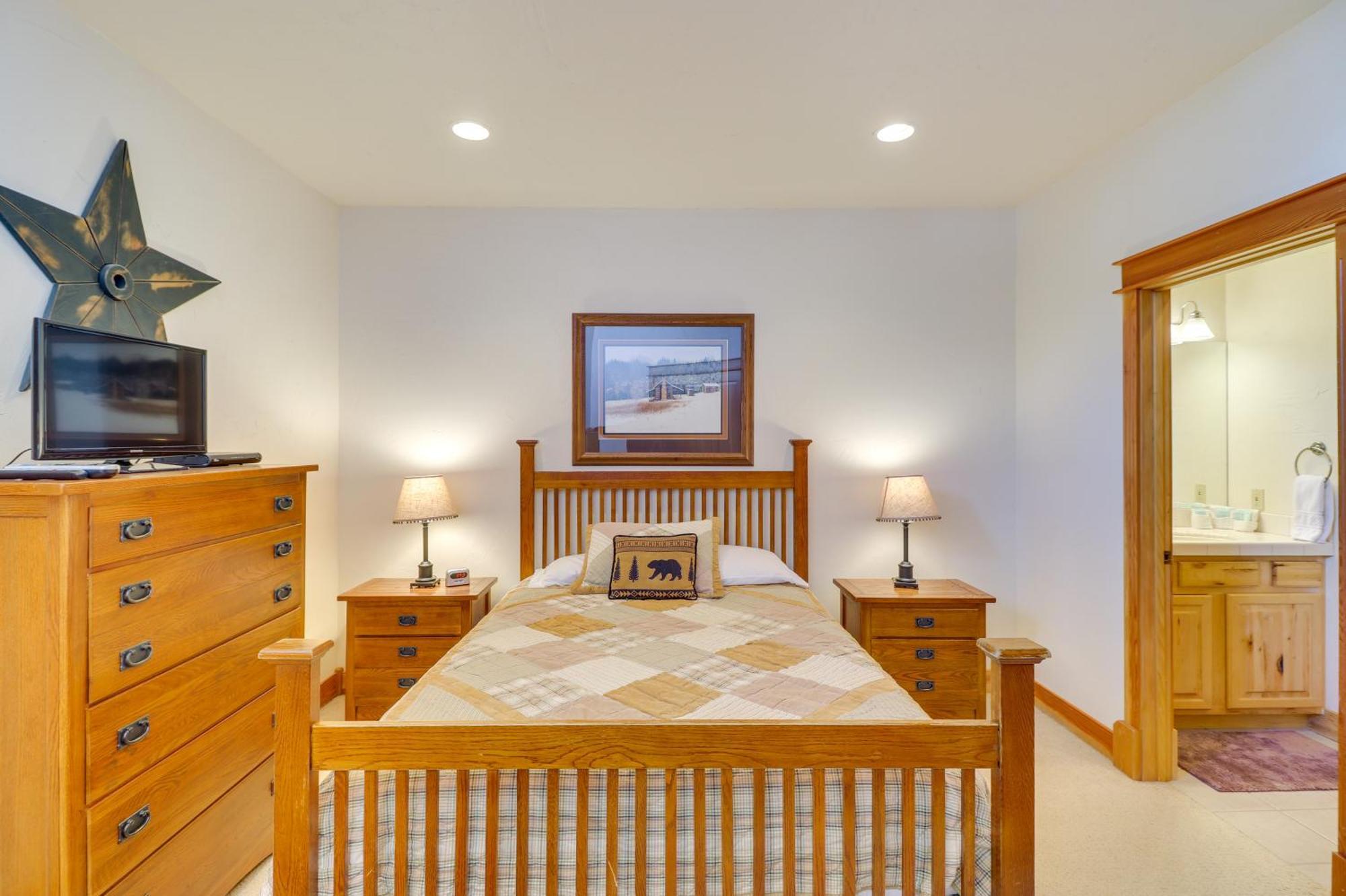 Spacious Whitefish Home With Sauna And Ski Resort View Екстериор снимка